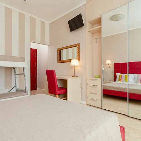 Corona Hotell