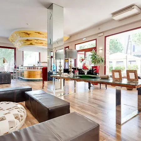 Hotel Corona 3*