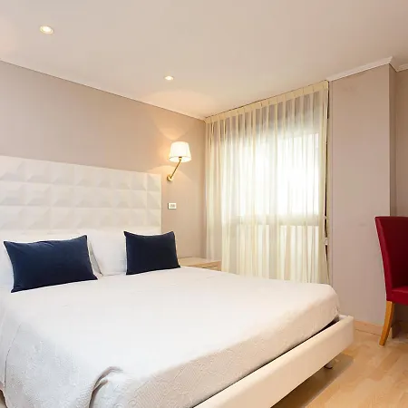 Corona 3* 米兰马瑞提那