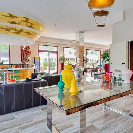 Corona Морской Милан