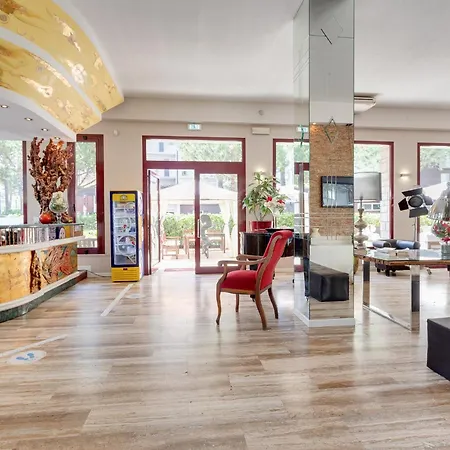 Hotel Corona Milano Marittima