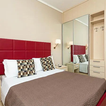 فندق Hotel Corona Milano Marittima