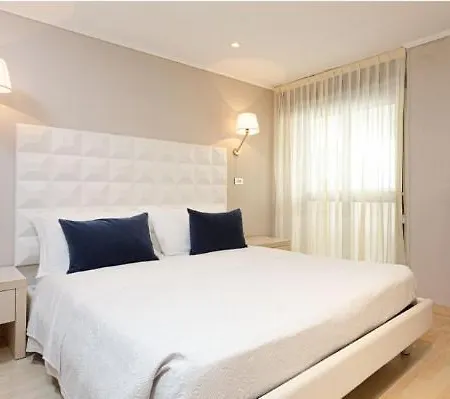 Hotel Corona Milano Marittima 3*