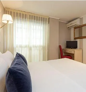 Hotel Corona Milano Marittima 酒店 3*